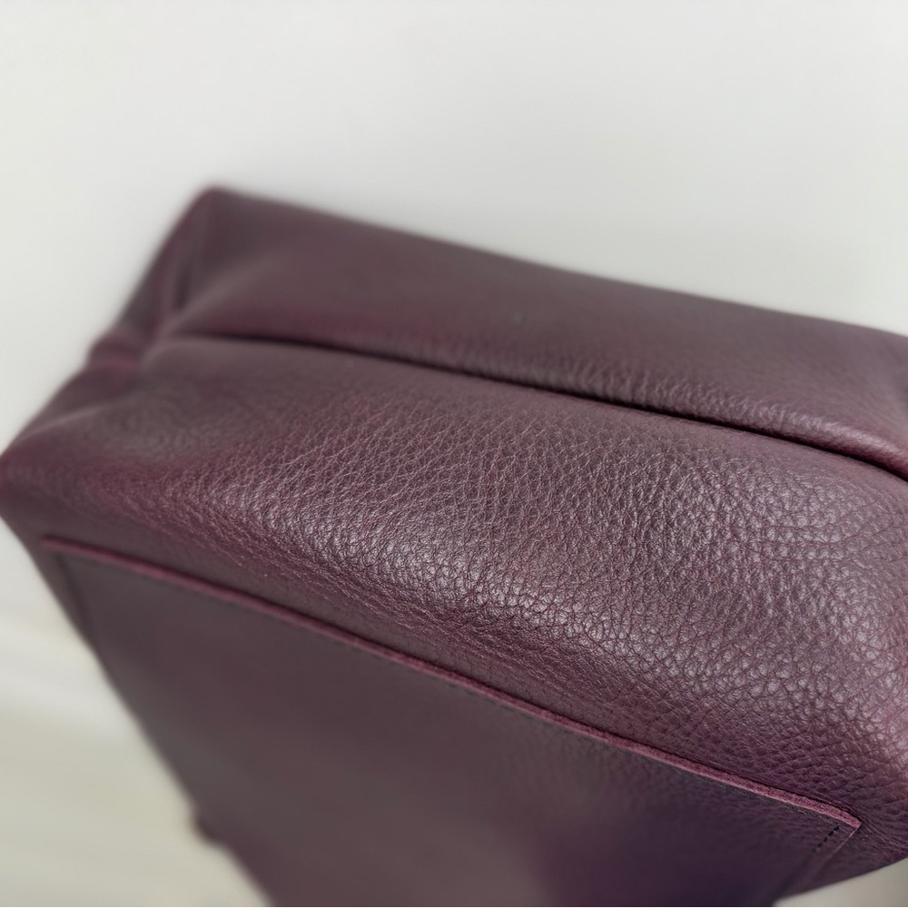 Portland Leather Goods Classic Tote Plum black handles New in Original Box - Picture 5 of 10